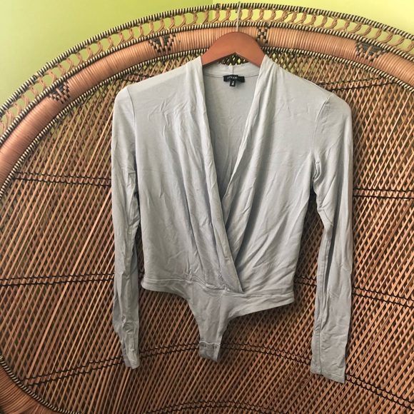 ☀️2/25 beautiful light weight body suit - Picture 1 of 2